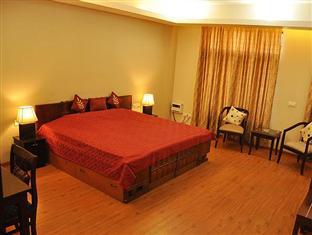 Gamma Hospitality Hotel Гургаон Екстериор снимка
